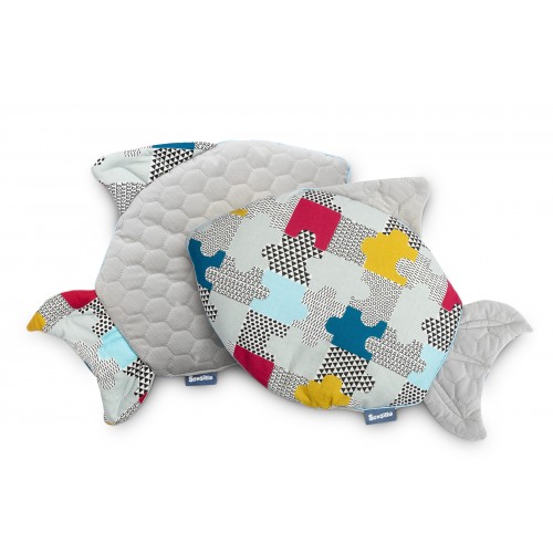 Sensillo pillow for newborn in the shape of a puzzle fish